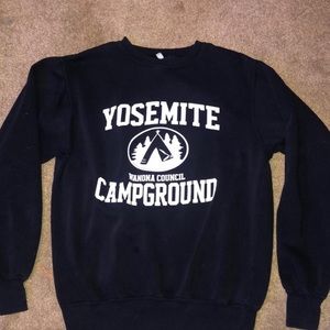 Brandy Melville Yosemite crewneck sweatshirt